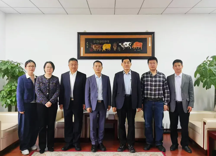 中国农科院信息所与云飞科技携手推进“科技副总”工作 共绘产学研合作新蓝图