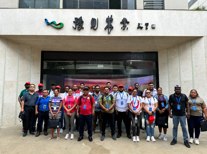 跨越大洋的农业对话|圭亚那研修班莅临云飞科技参观交流